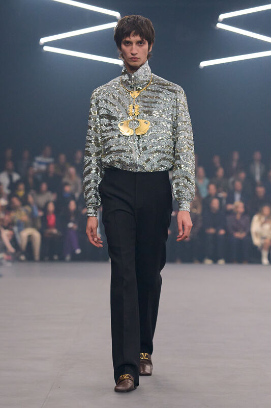 Valentino S26 035