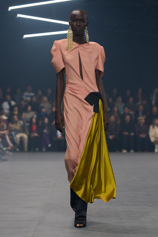 Valentino S26 052