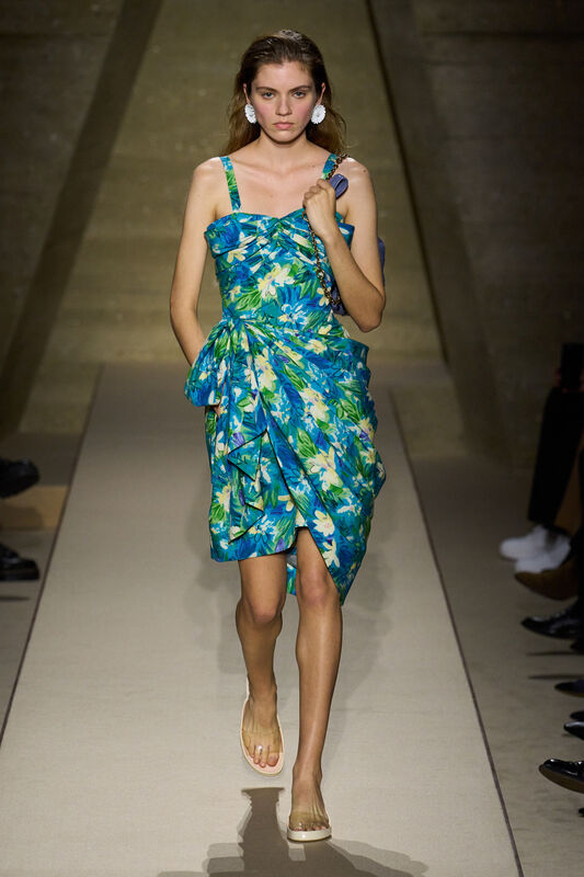 Chloe S26 005