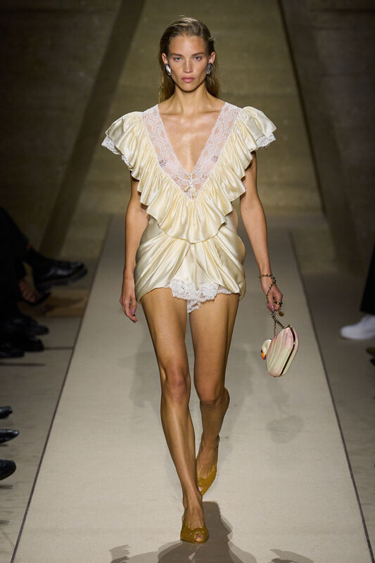 Chloe S26 051