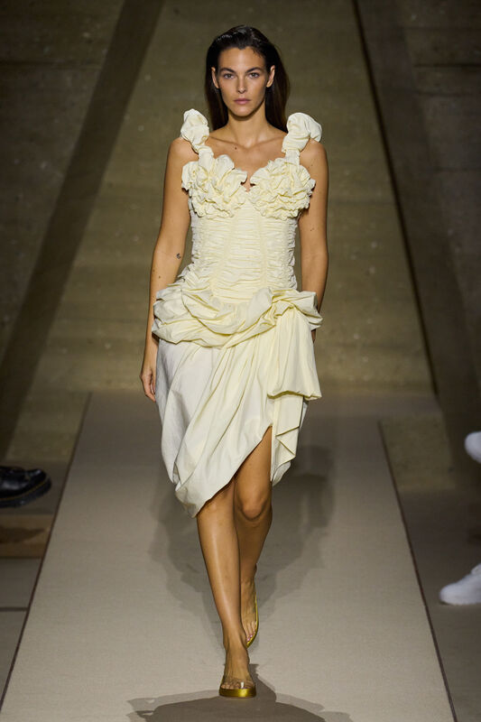 Chloe S26 056