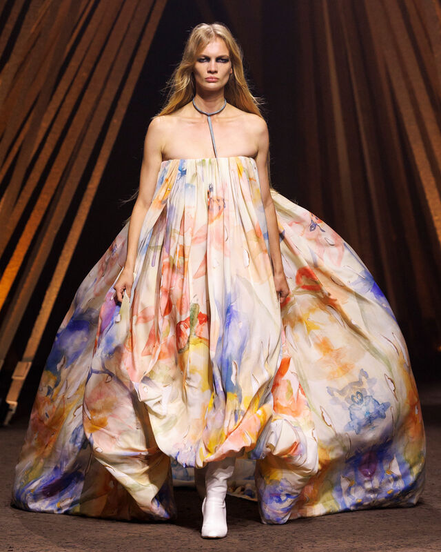McQueen PO S26 015