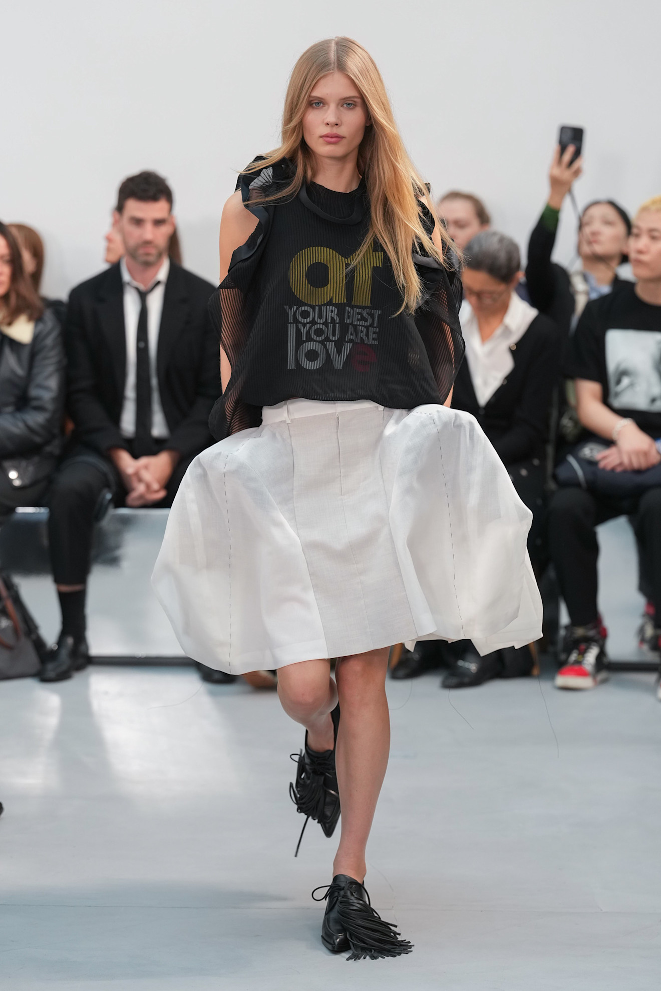 Sacai S26 005