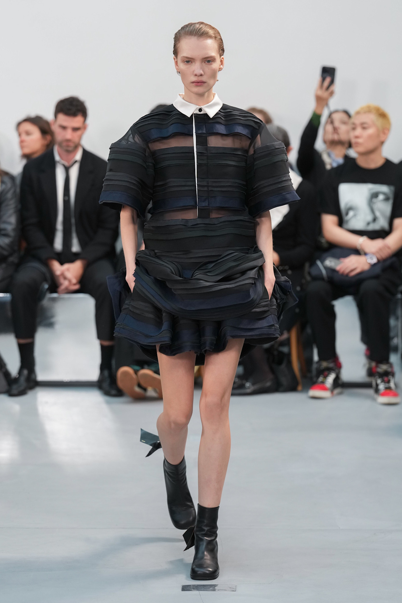 Sacai S26 010