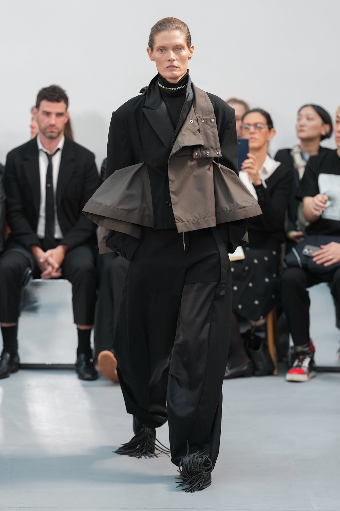 Sacai S26 014