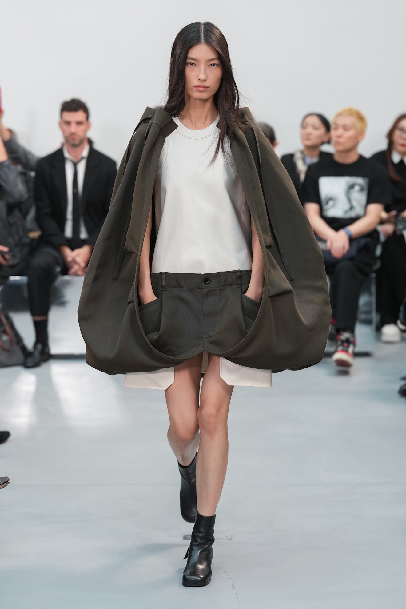 Sacai S26 024