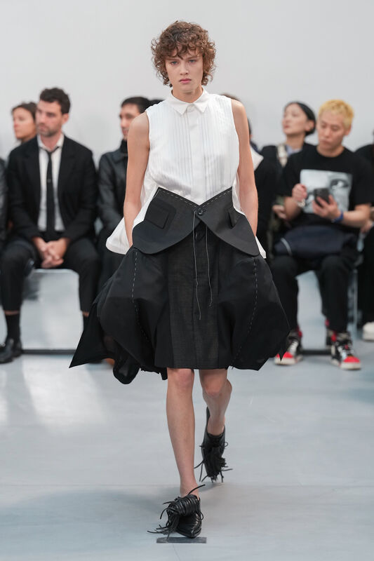 Sacai S26 004
