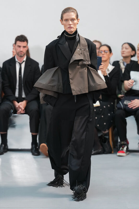 Sacai S26 014