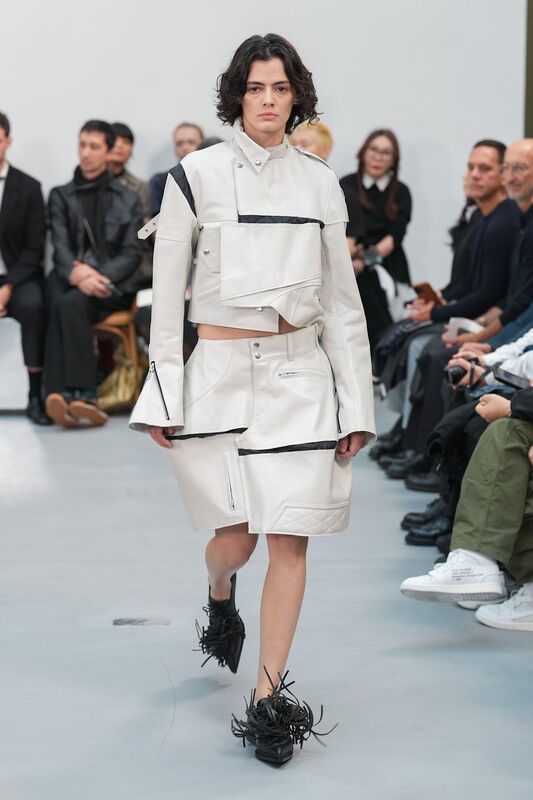 Sacai S26 028