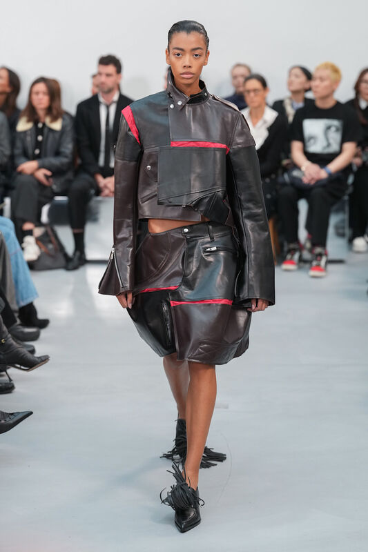 Sacai S26 029