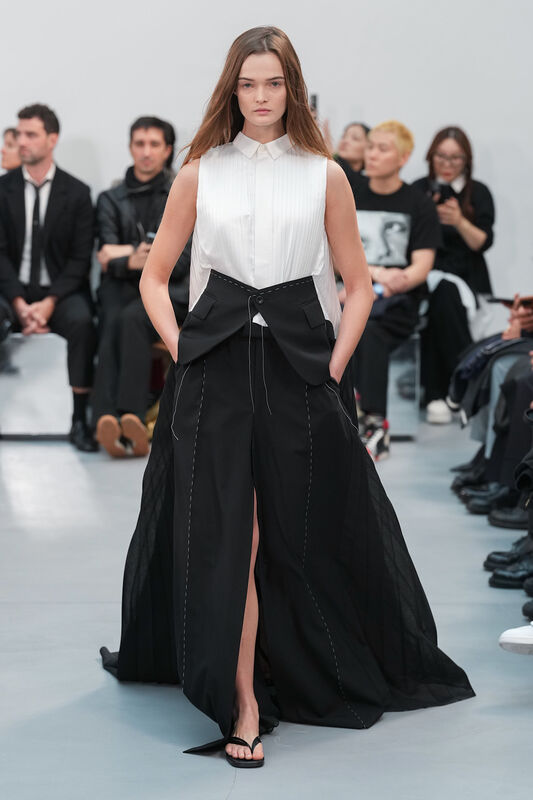 Sacai S26 038