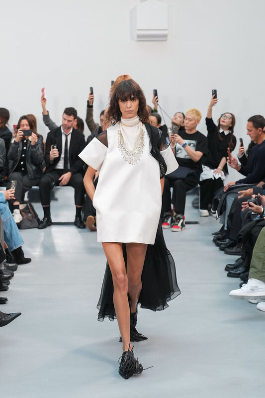 Sacai S26 040