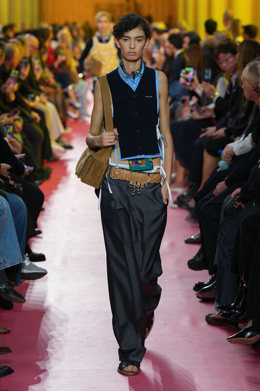 Miu Miu S26 033