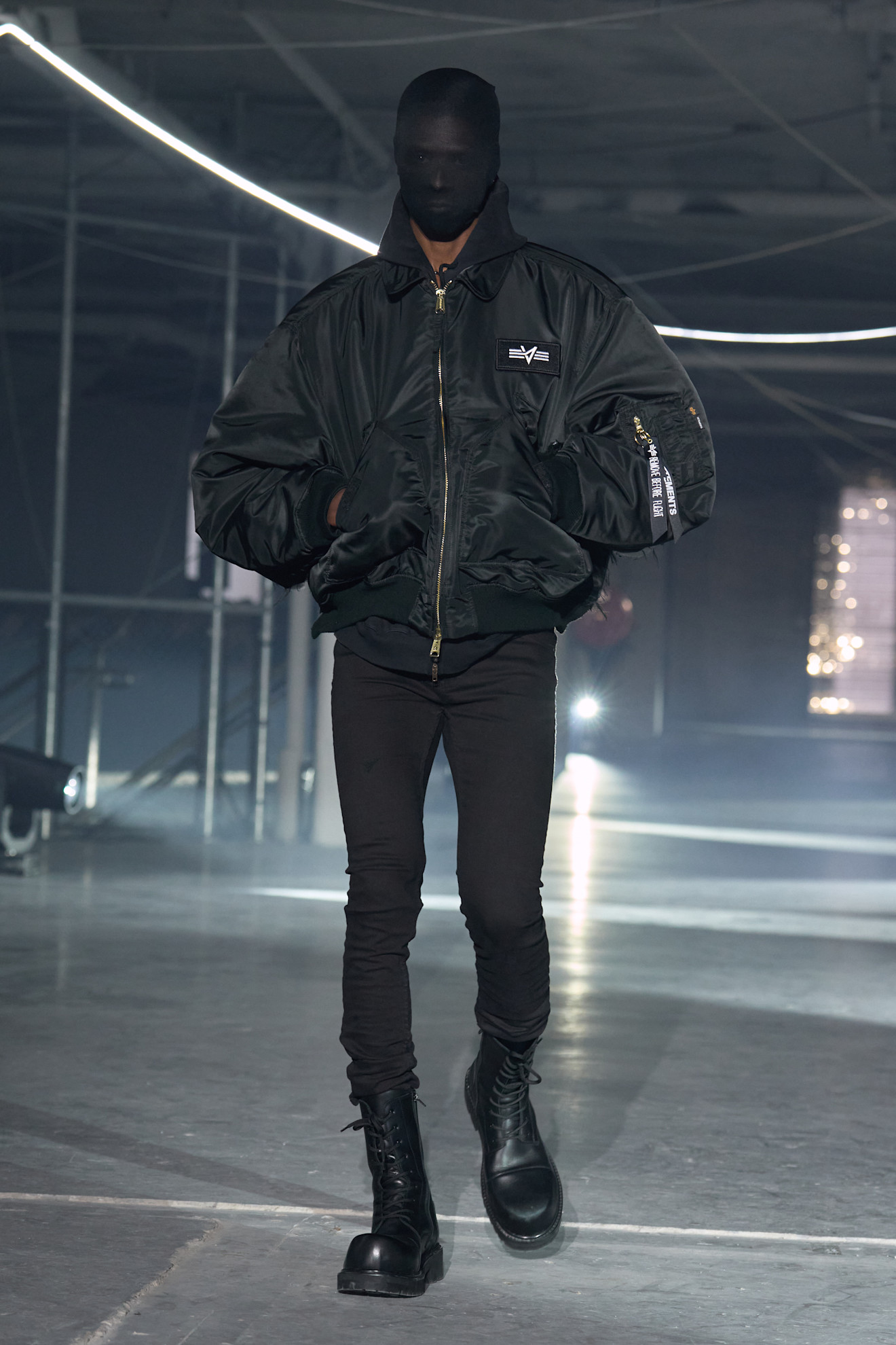 Vetements S26 006