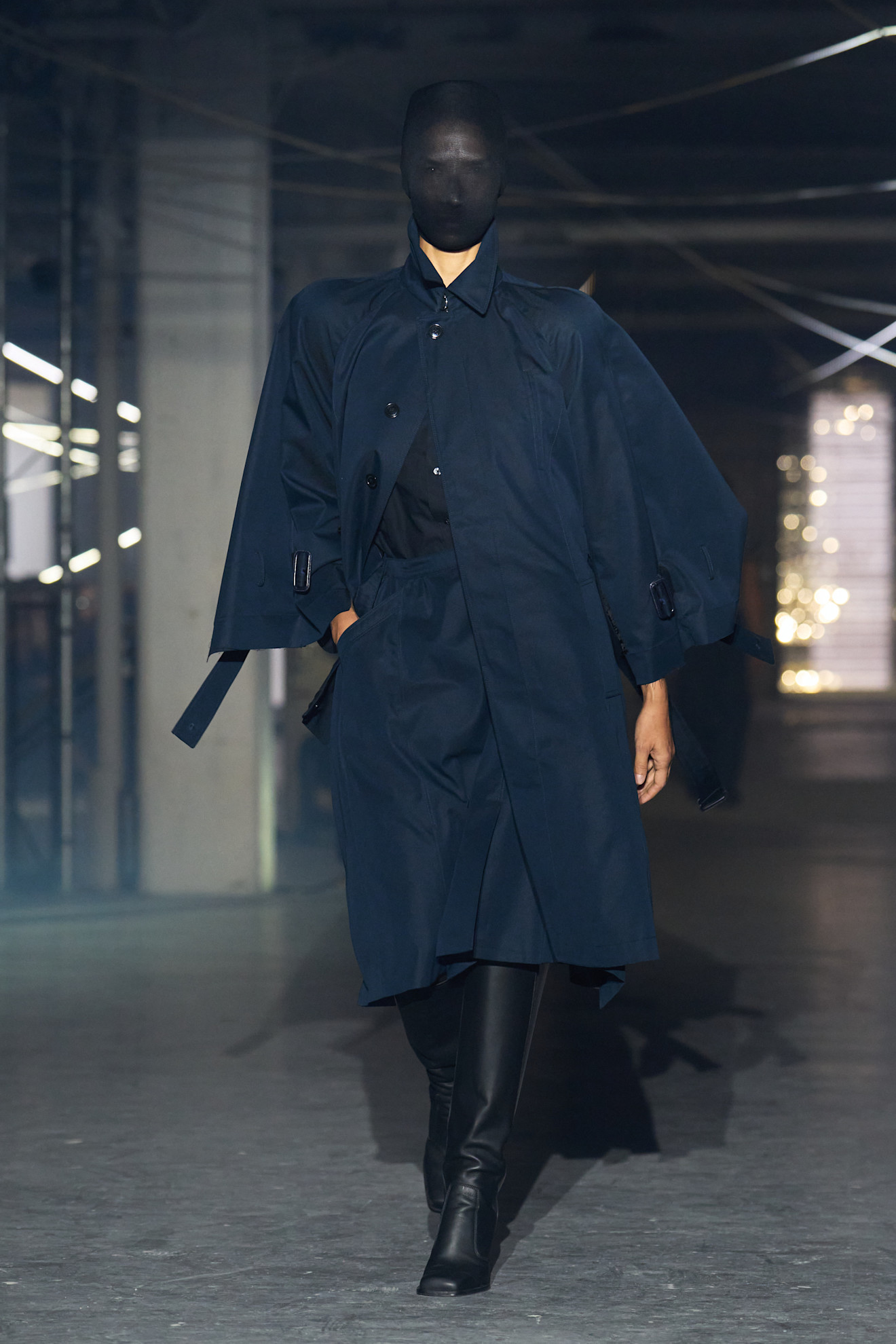 Vetements S26 018