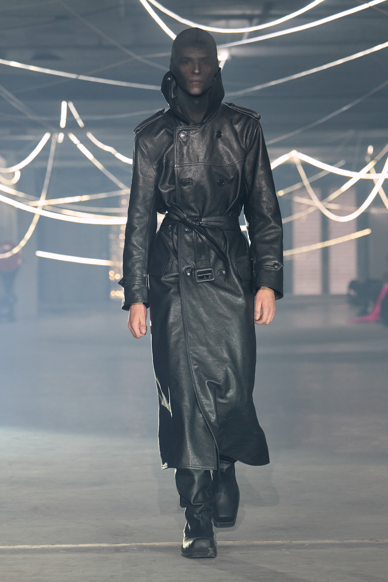 Vetements S26 043