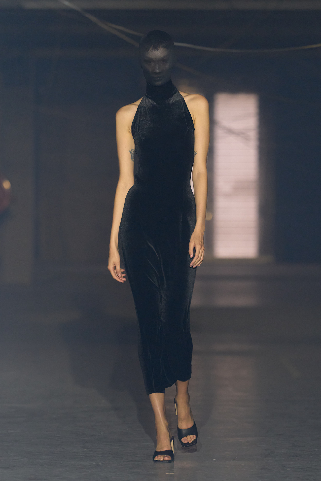 Vetements S26 053