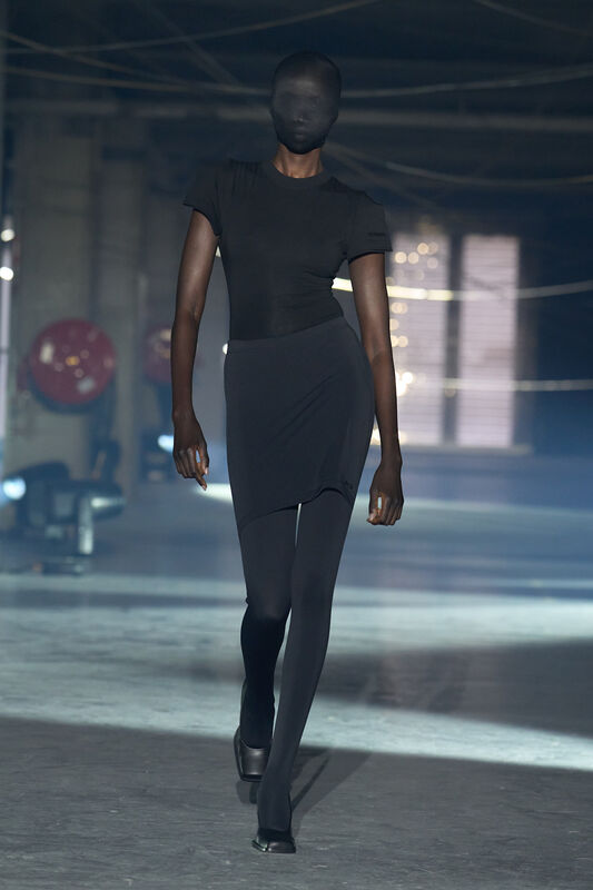 Vetements S26 003
