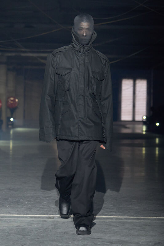 Vetements S26 015
