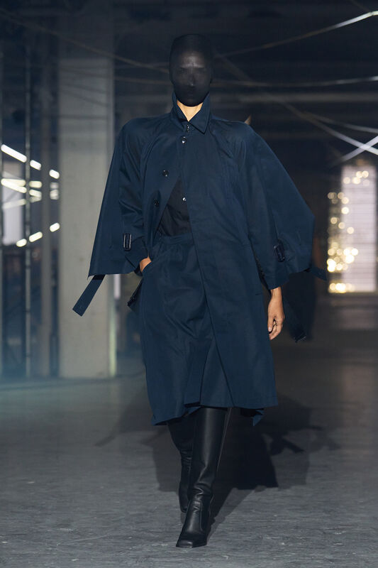 Vetements S26 018