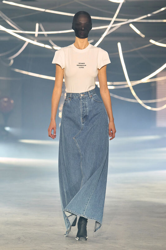 Vetements S26 029