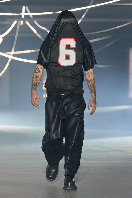 Vetements S26 030