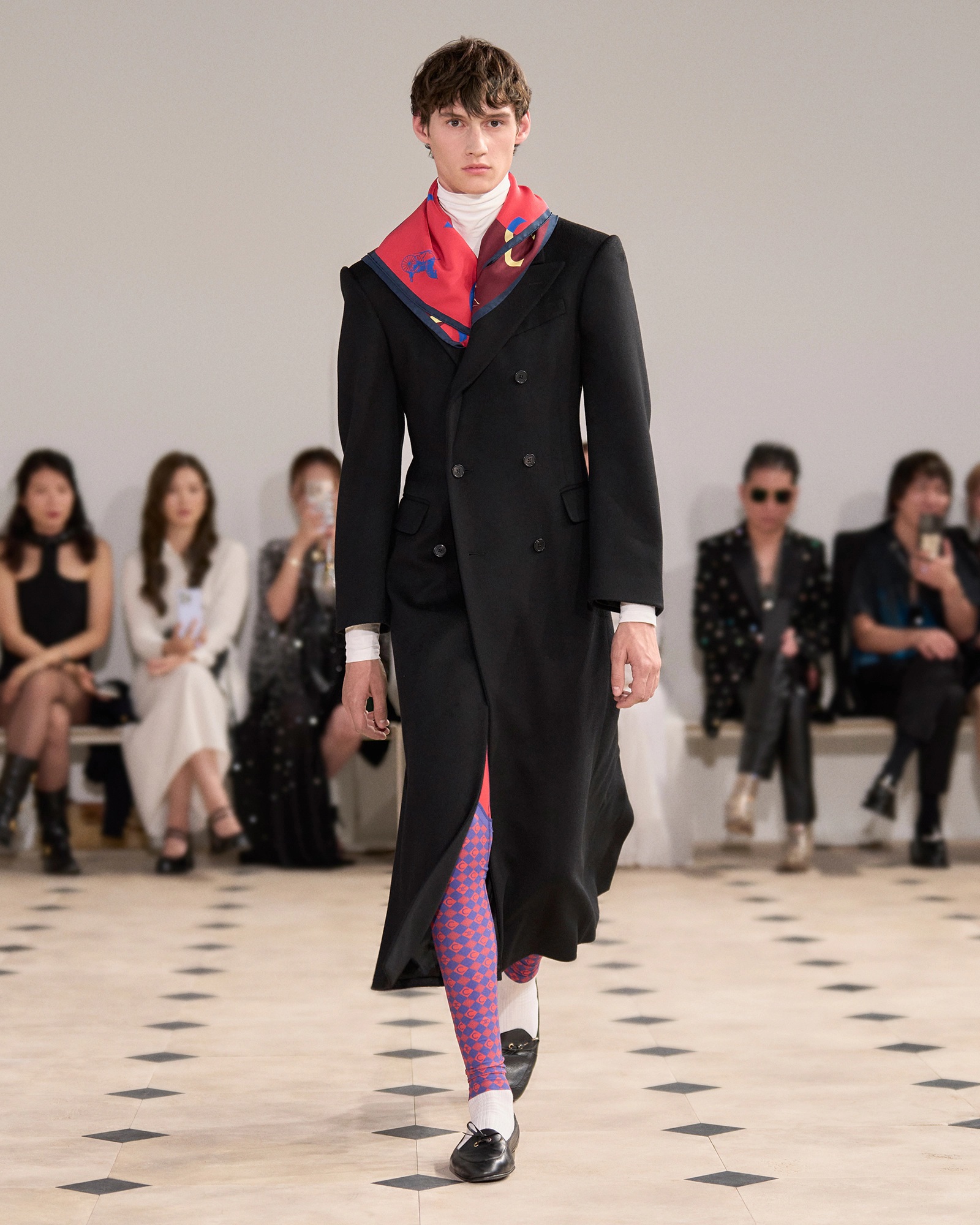 LOOK 18