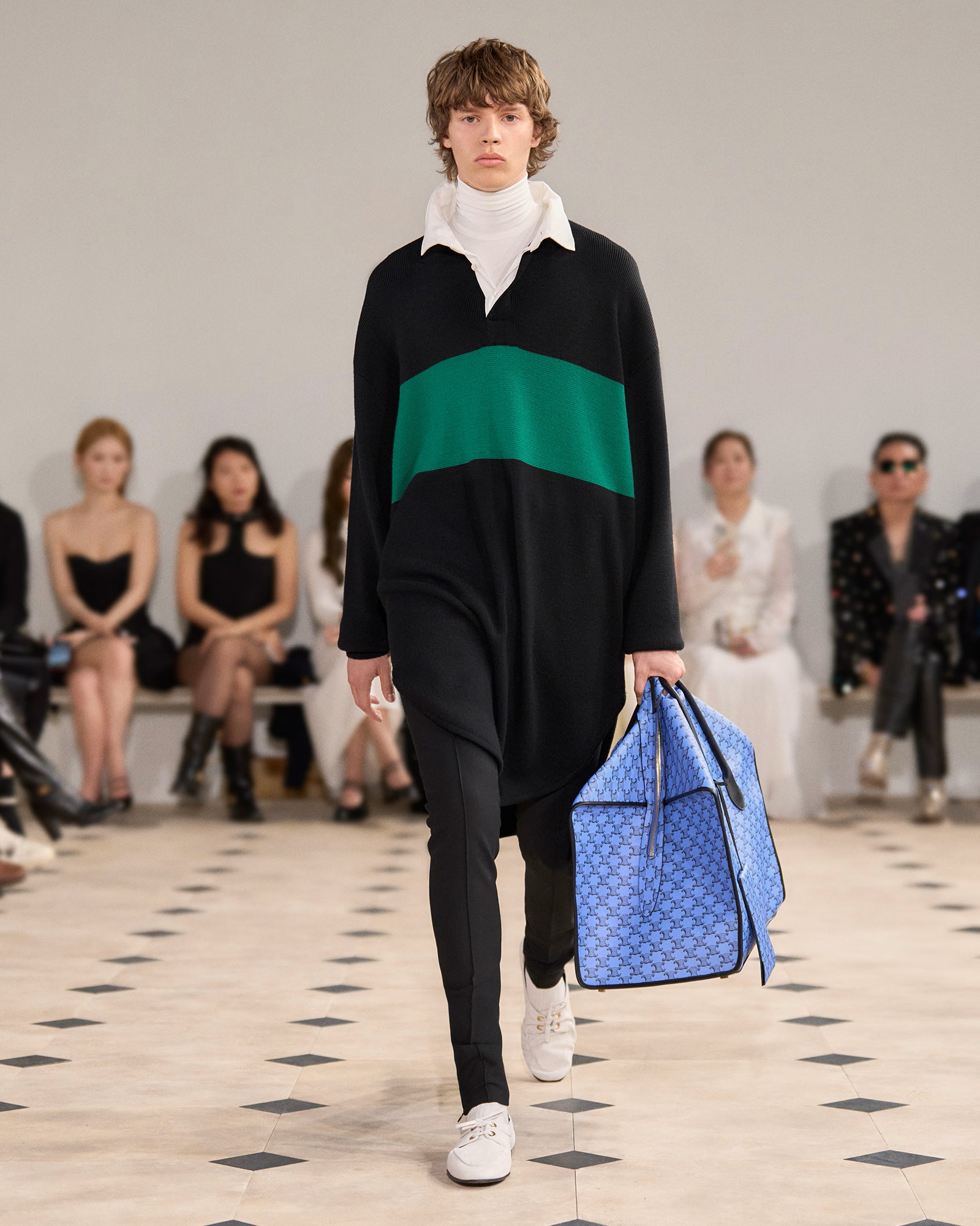 LOOK 34