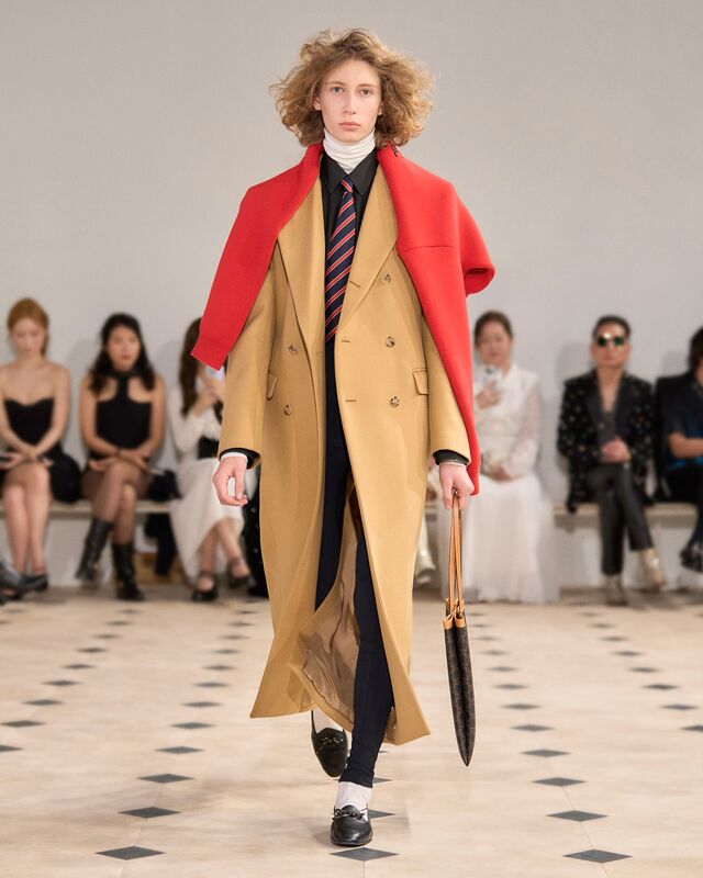 LOOK 03