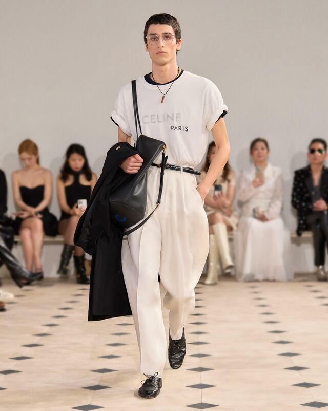 LOOK 05