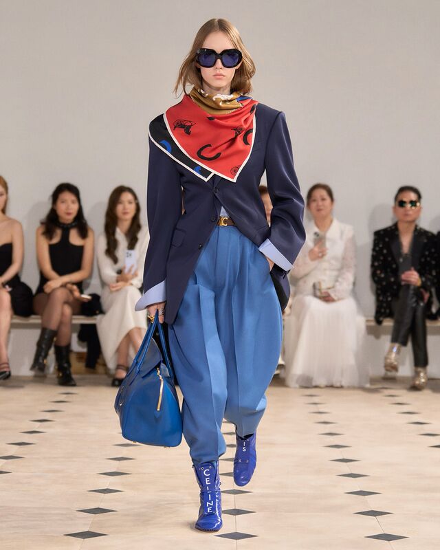 LOOK 12