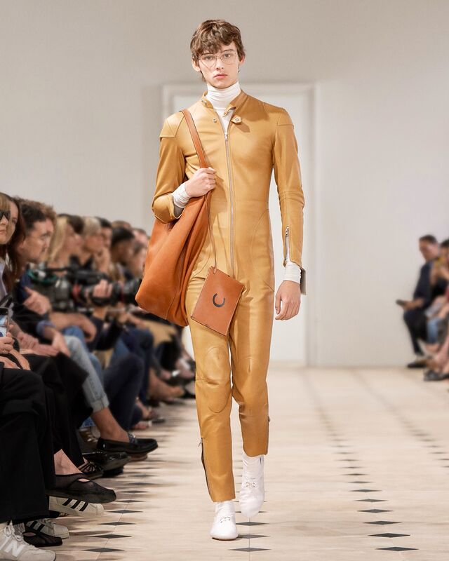 LOOK 25