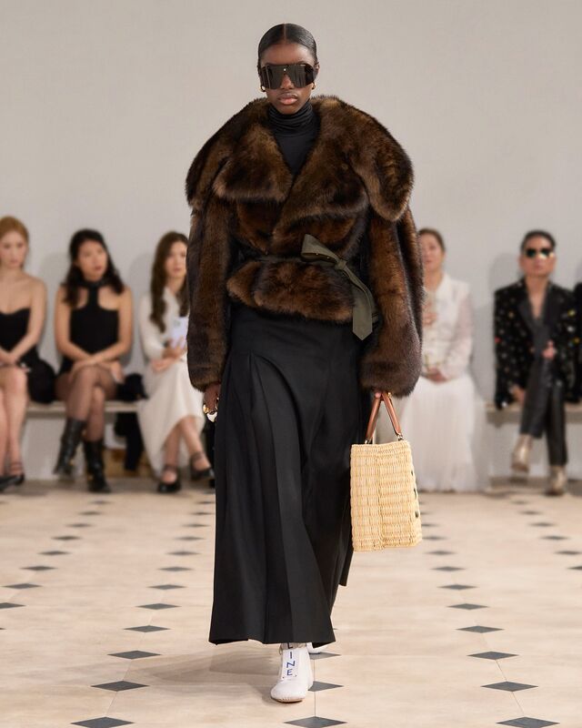 LOOK 30