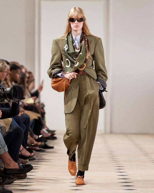 LOOK 35