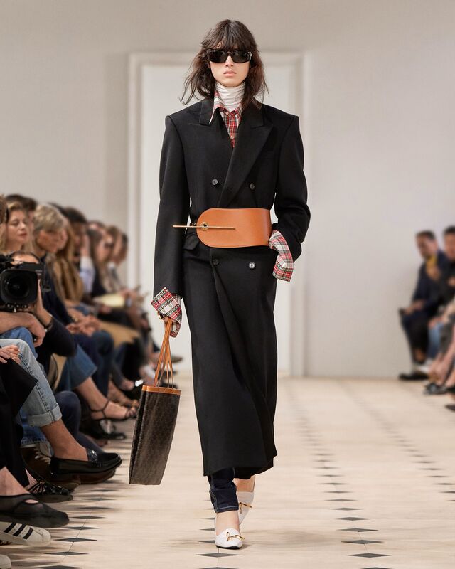 LOOK 37
