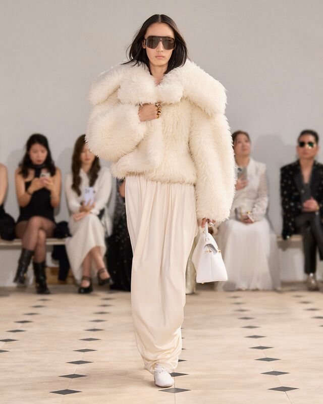 LOOK 40