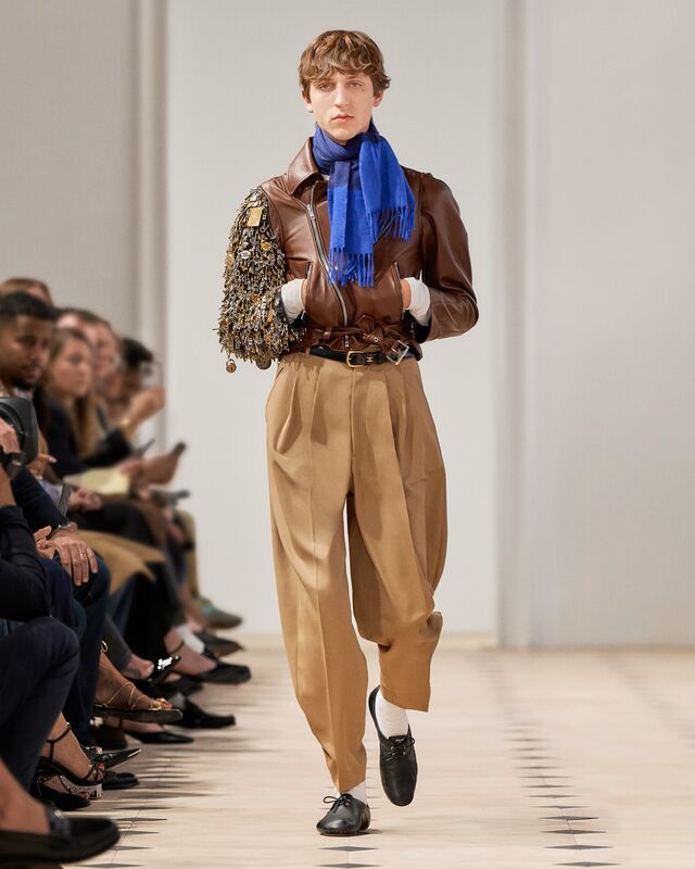 LOOK 41