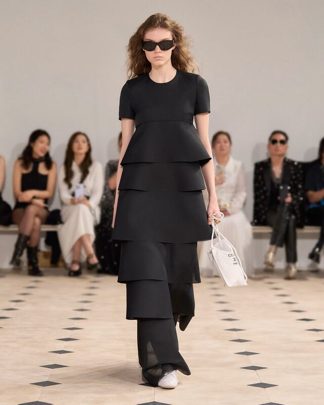 LOOK 54