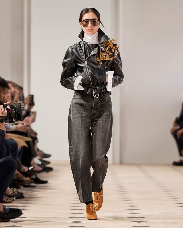 LOOK 63
