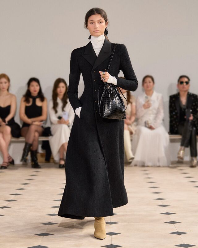 LOOK 70