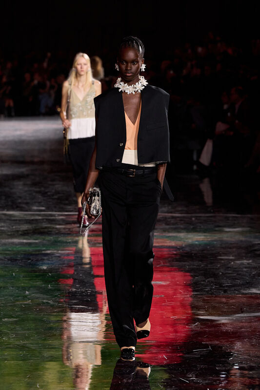 Chanel S26 008