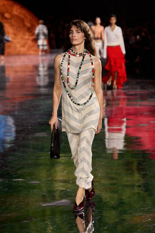 Chanel S26 066