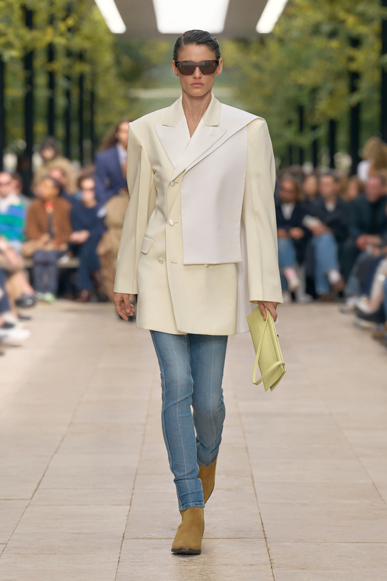 Celine PO S26 017
