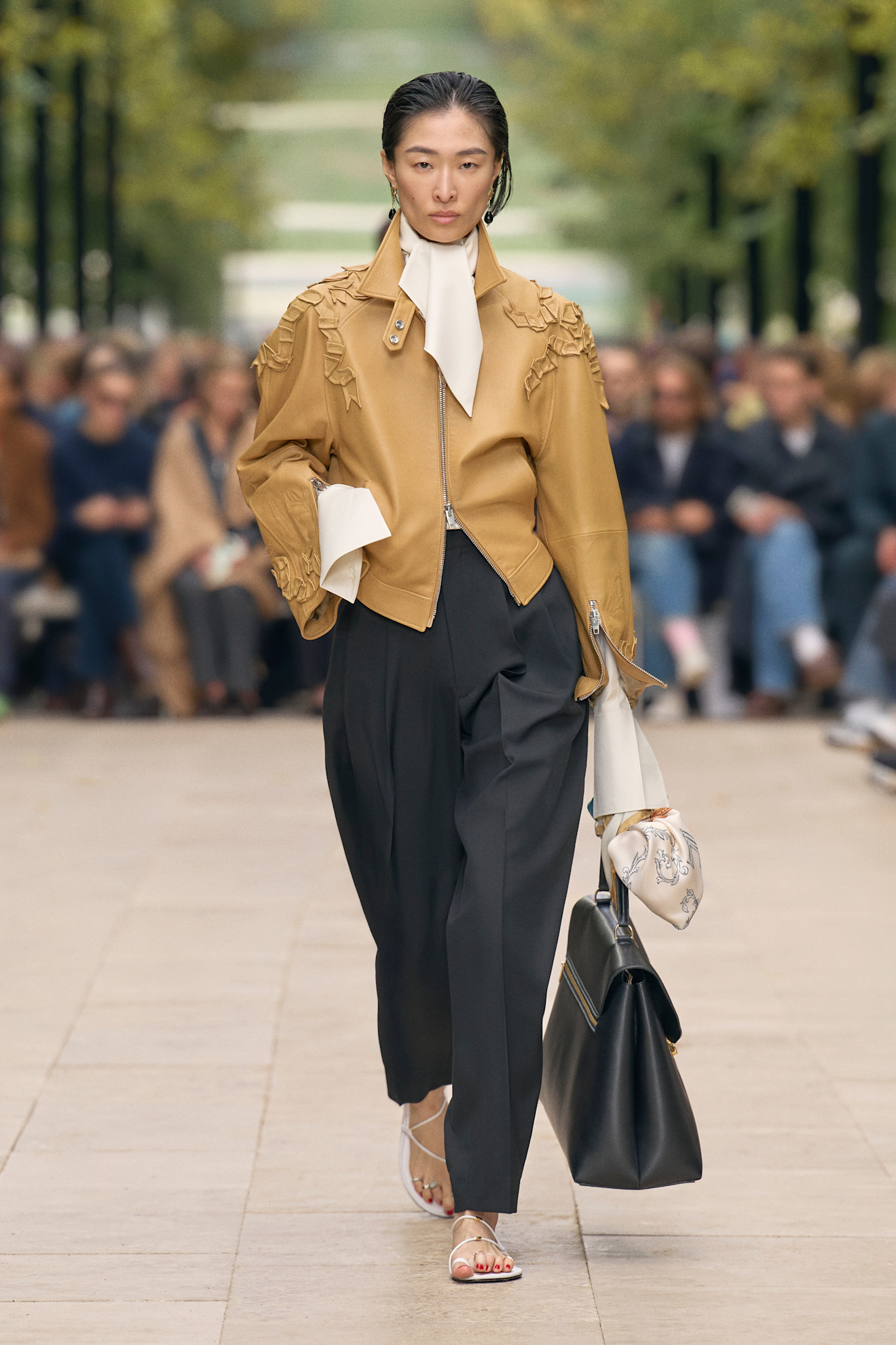 Celine PO S26 047