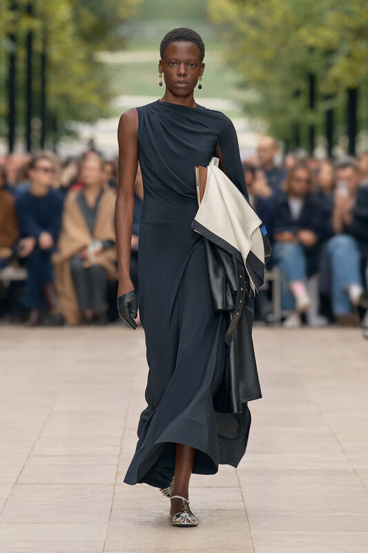 Celine PO S26 022