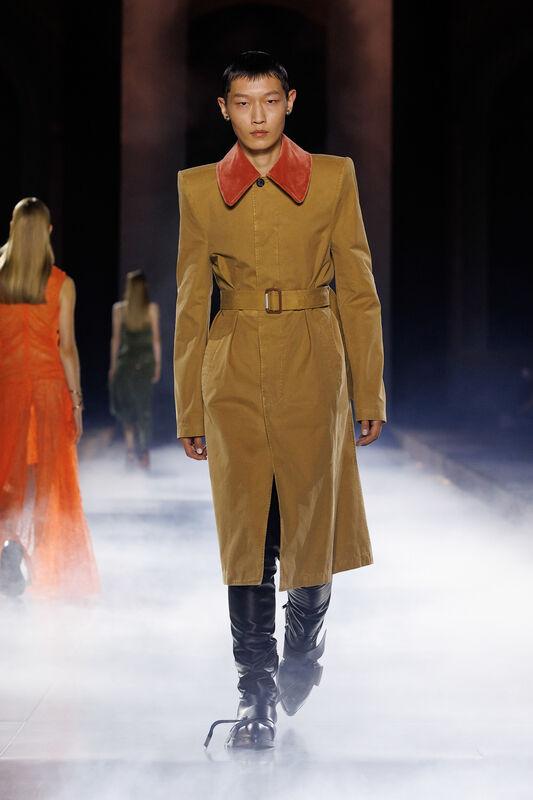 McQueen PO S25 028