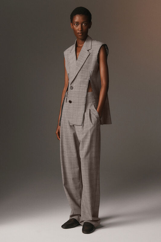 Monse Resort PO S26 004