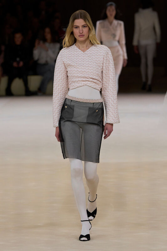 Chanel HC S24 007