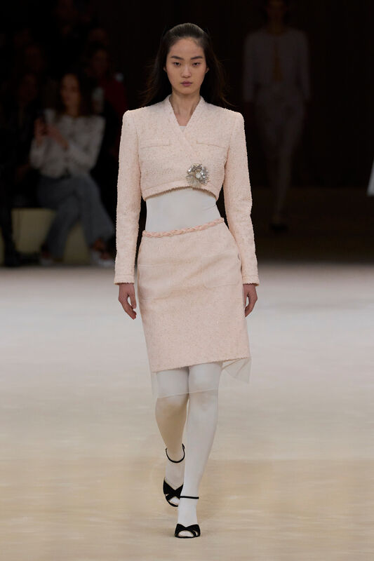 Chanel HC S24 008