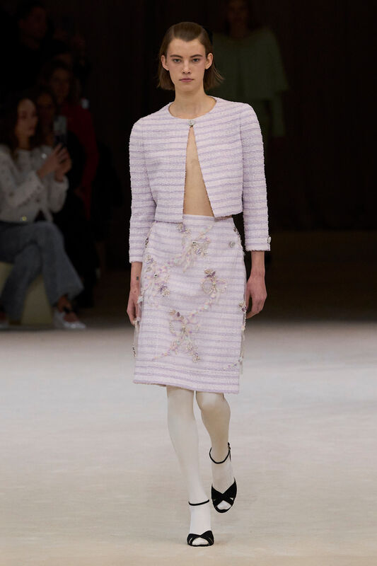 Chanel HC S24 009